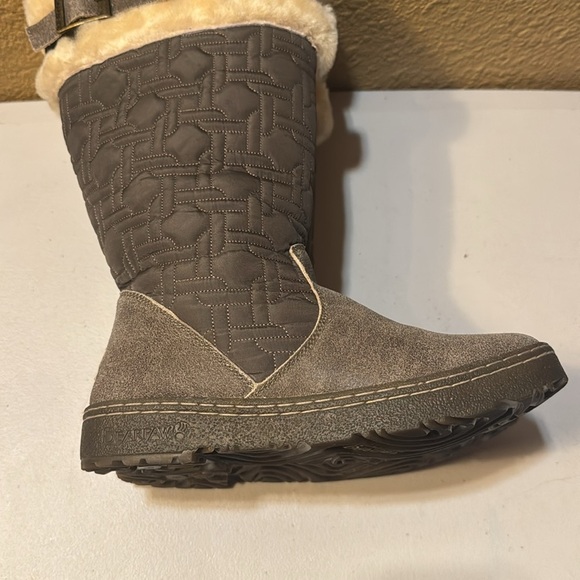 BEARPAW Nikiski Winter Snow Boots US WOMANS 9 Brown Warm Sheepskin/ Wool Boot - Picture 8 of 10
